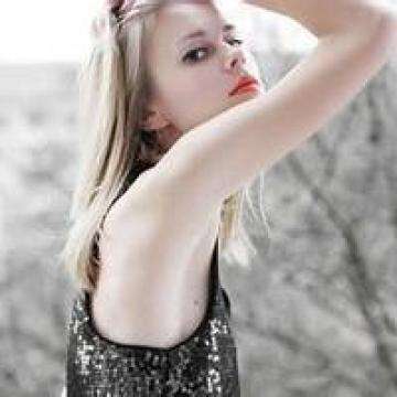 小罗代言米乐体育app下载手机版